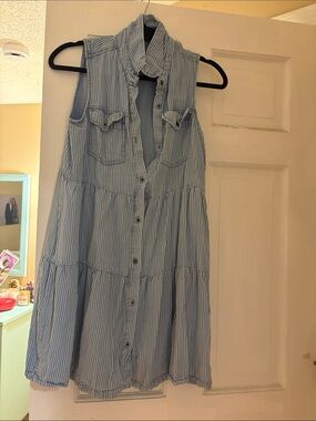 Sleeveless Button-Front Striped Shirt Dress - Light Blue & White